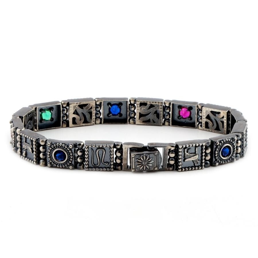 Mysteriöses Armband aus 925 Silber