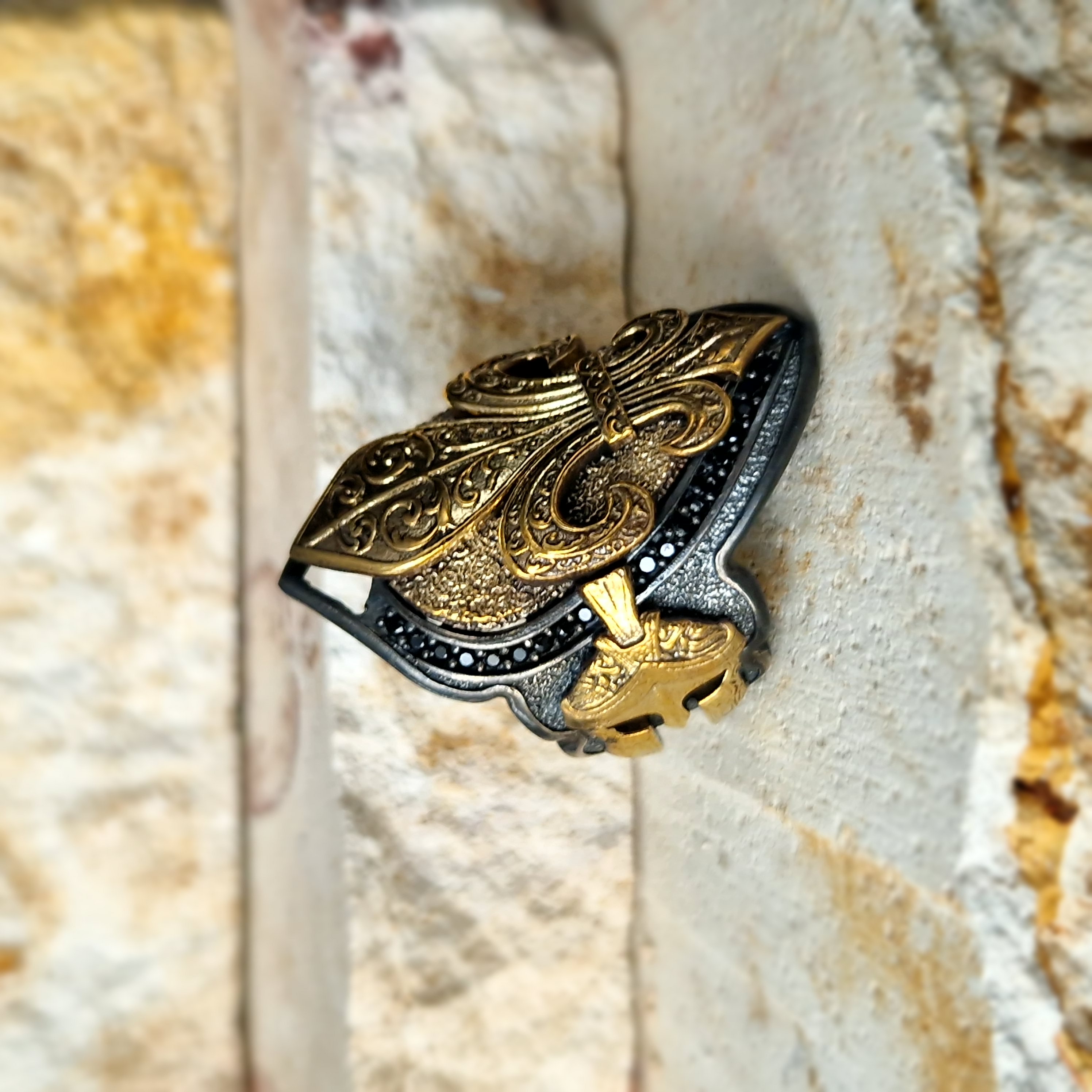 Lilie Blume Fleur De Lis 925 Silber - Ein Symbol für Reinheit