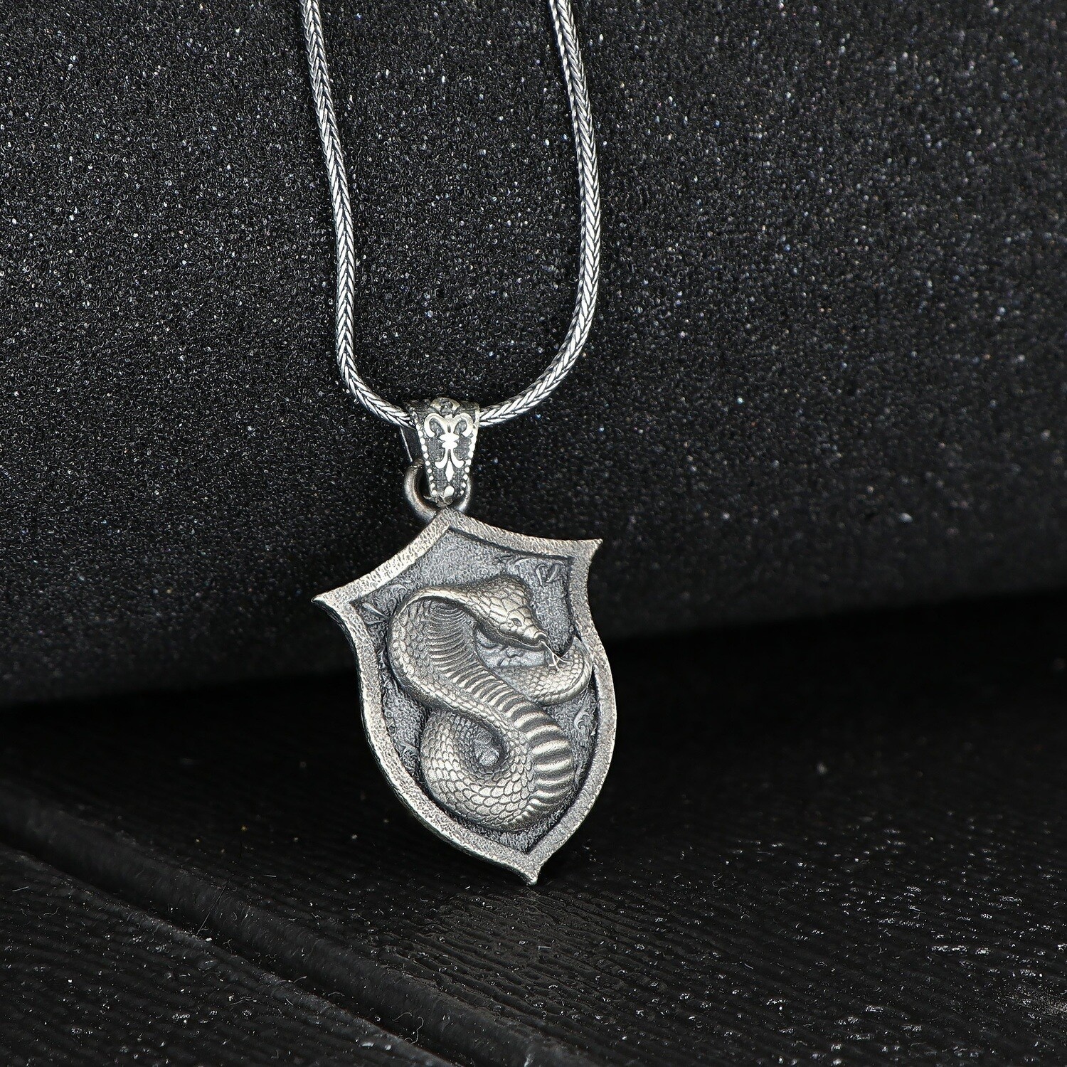 925K Sterling Silver Snake Necklace 925K Sterling Silver Snake Necklace