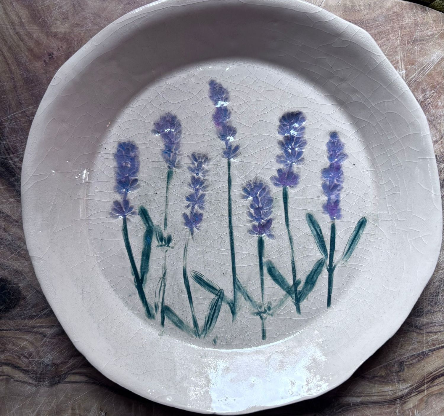 Wildkräuter Spaziergang und Töpfern im Garten Wildkräuter Spaziergang und Töpfern im Garten