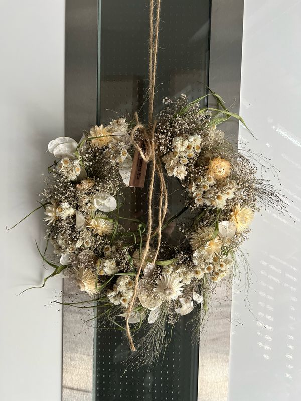 Workshop Kranz aus Gräsern Blüten und Kräutern