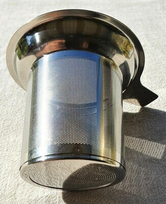 "Bucket' and "Pipe" stainless steel strainers