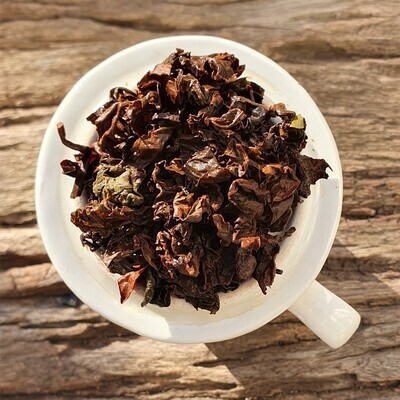 &quot;Red Panda&quot; Mai Pokhari oolong