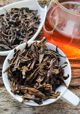 "Water Sprite" Old Tree Shui Xian medium roast oolong