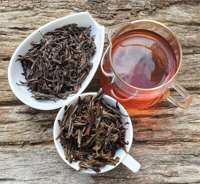 "Water Sprite" Old Tree Shui Xian medium roast oolong