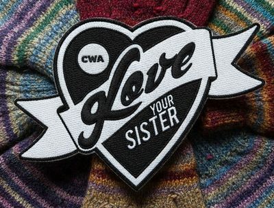 Glove Your Sister!