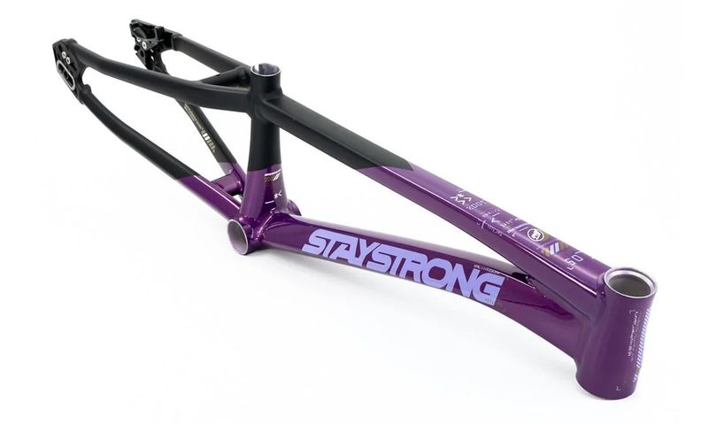 Stay Strong V5 2025 BLACK/PURPLE