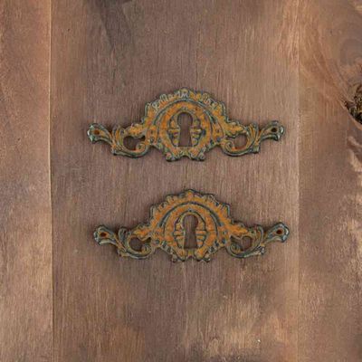 Prima Marketing - Metal Embellishments - Rusty Keyholes