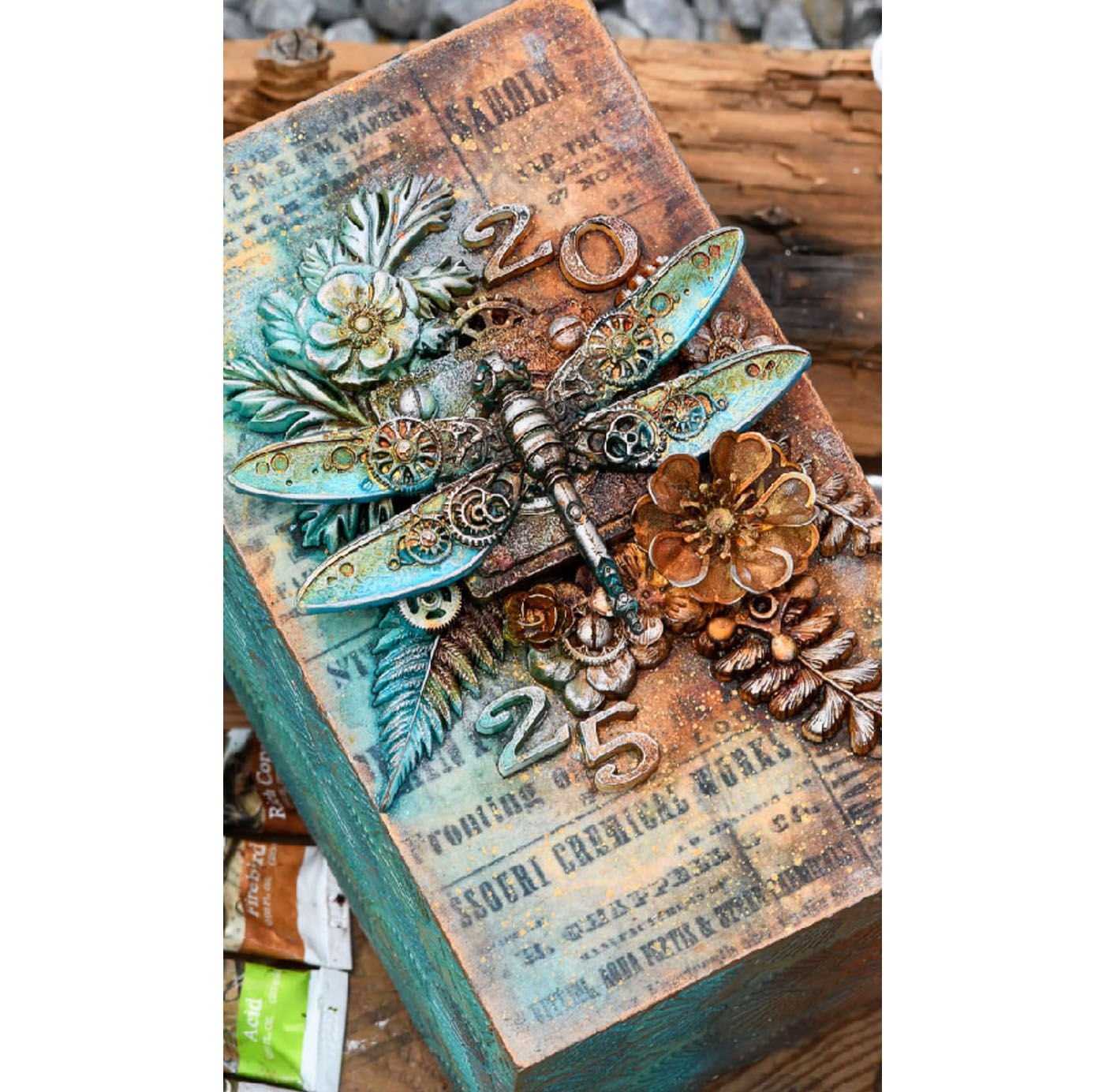 Finnabair - Workshop - Dragonfly Box - Sunday 29 Nov. 2026 Finnabair - Workshop - Dragonfly Box - Sunday 29 Nov. 2026