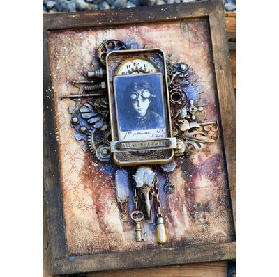 Finnabair - Workshop - Preserved Wonders Shadowbox - Saturday 28 Nov. 2026 Finnabair - Workshop - Preserved Wonders Shadowbox - Saturday 28 Nov. 2026