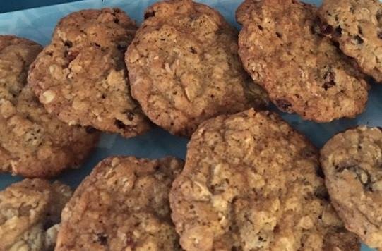 Oatmeal Raisin Cookies