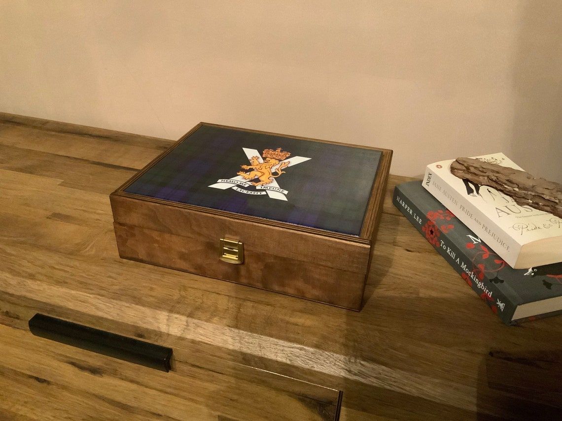 Royal Regiment of Scotland Premium Medals Box.  Makes the perfect Gift!