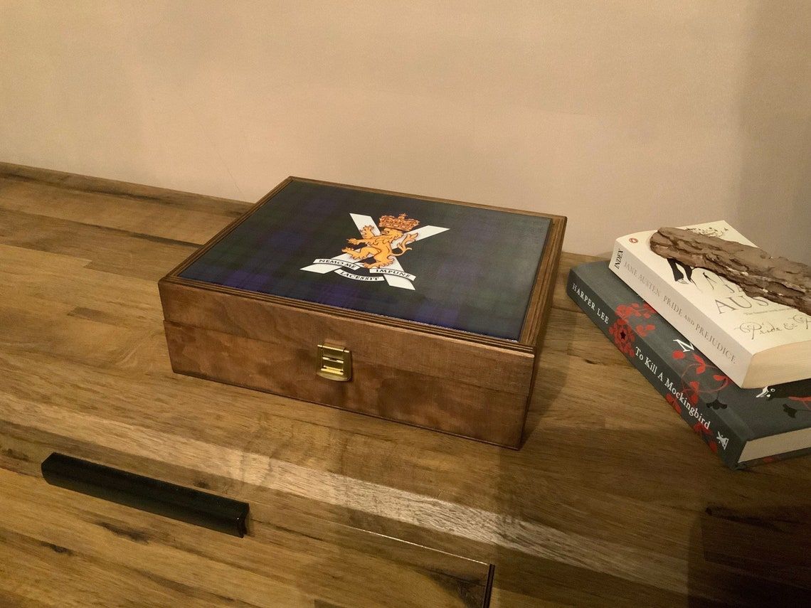 Royal Regiment of Scotland Premium Medals Box.  Makes the perfect Gift!