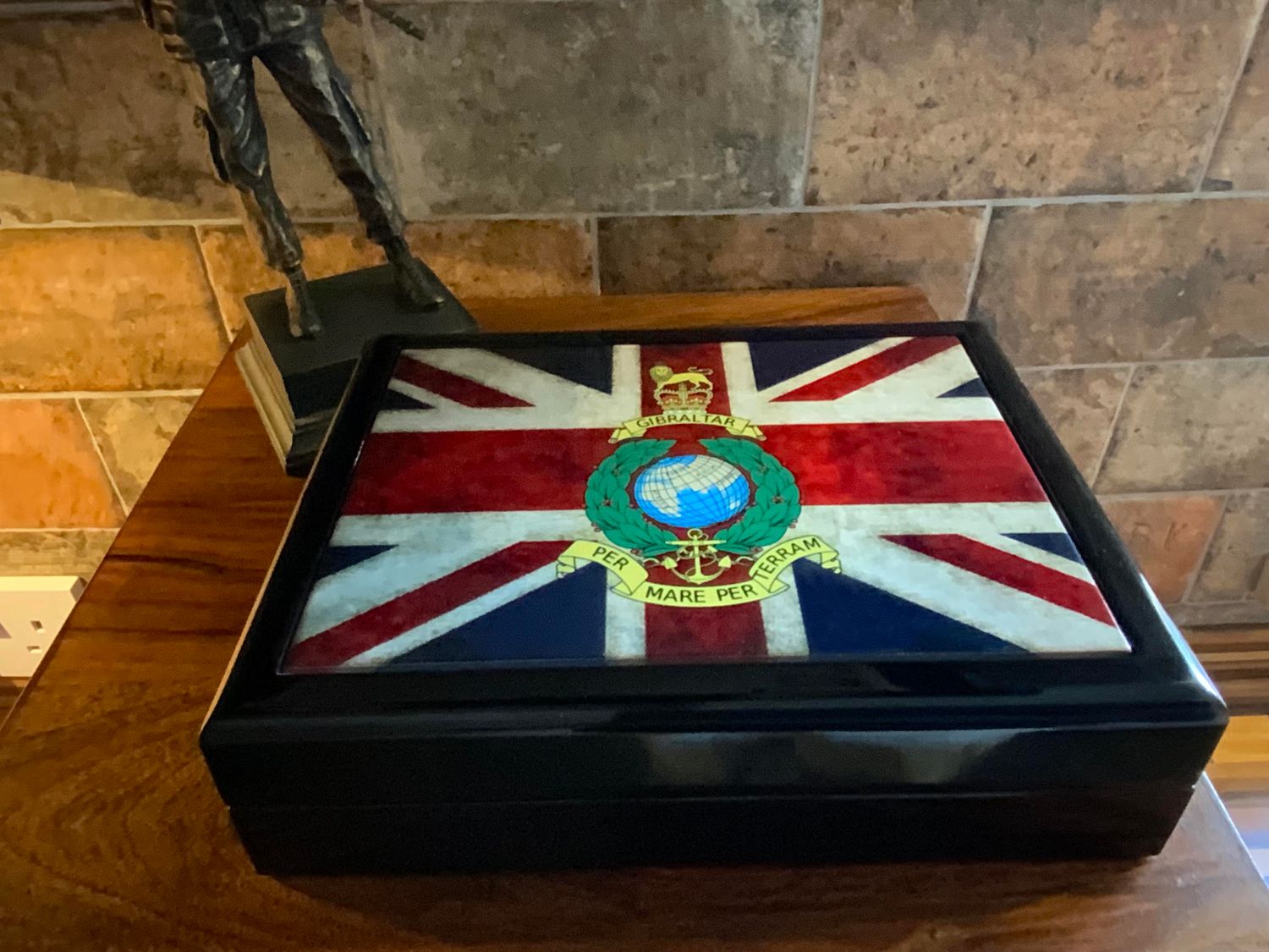 Royal Marines Exclusive and Stunning Premium Medals Box