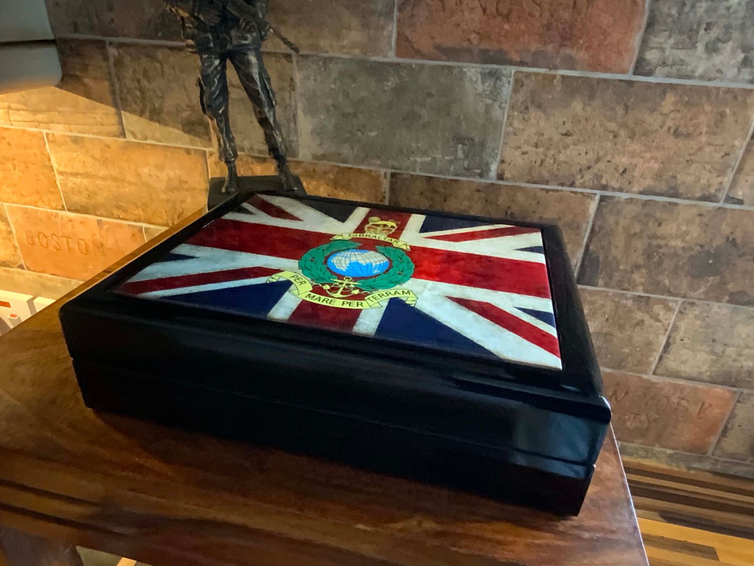 Royal Marines Exclusive and Stunning Premium Medals Box