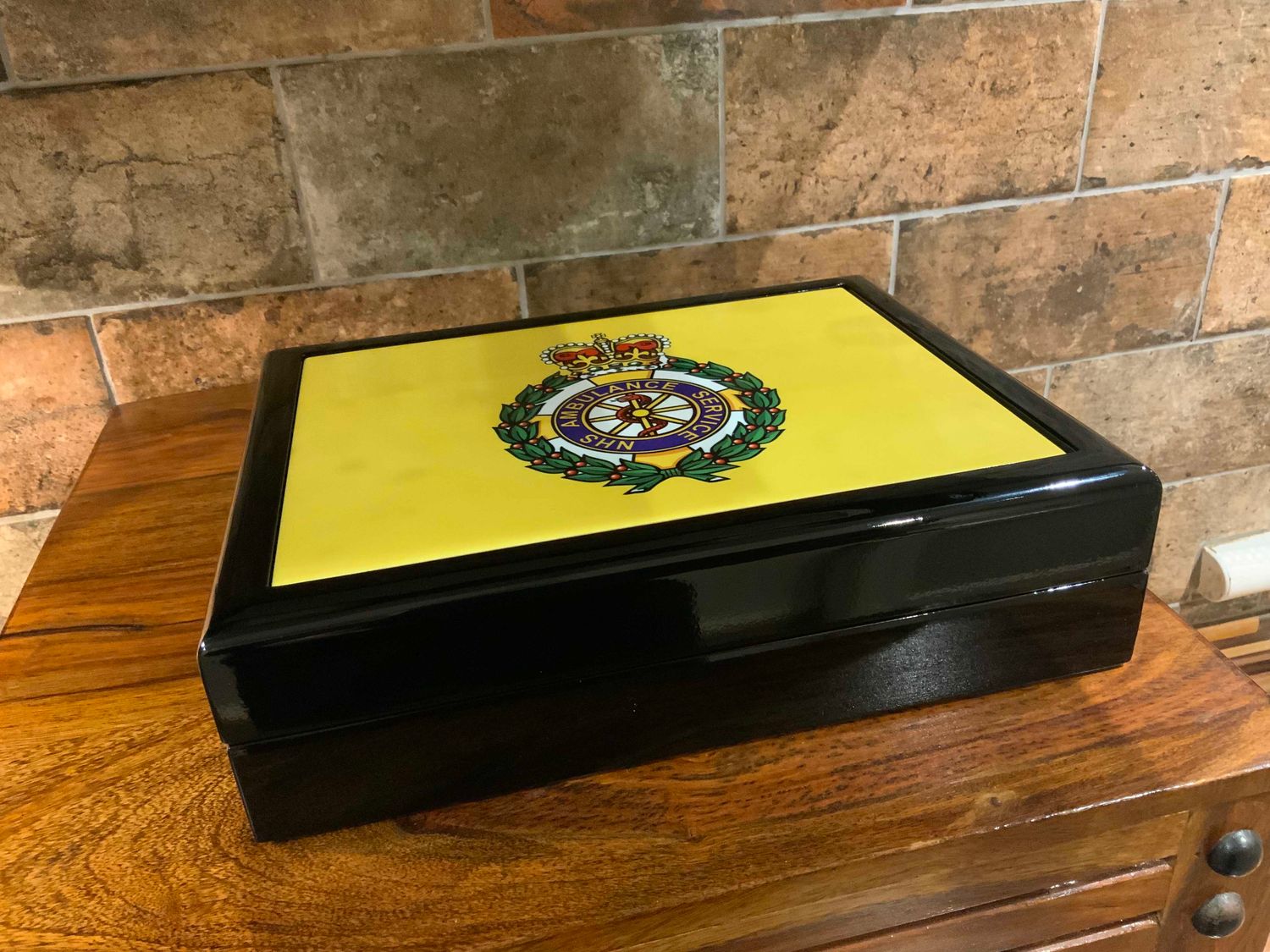 Ambulance Service Exclusive and Stunning Medals Box.