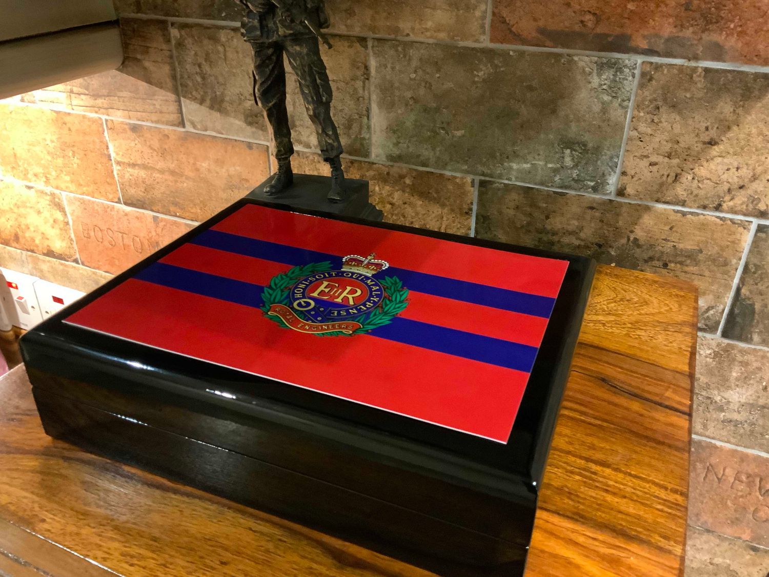 Royal Engineers Premium Medals Box. Makes the perfect Gift!