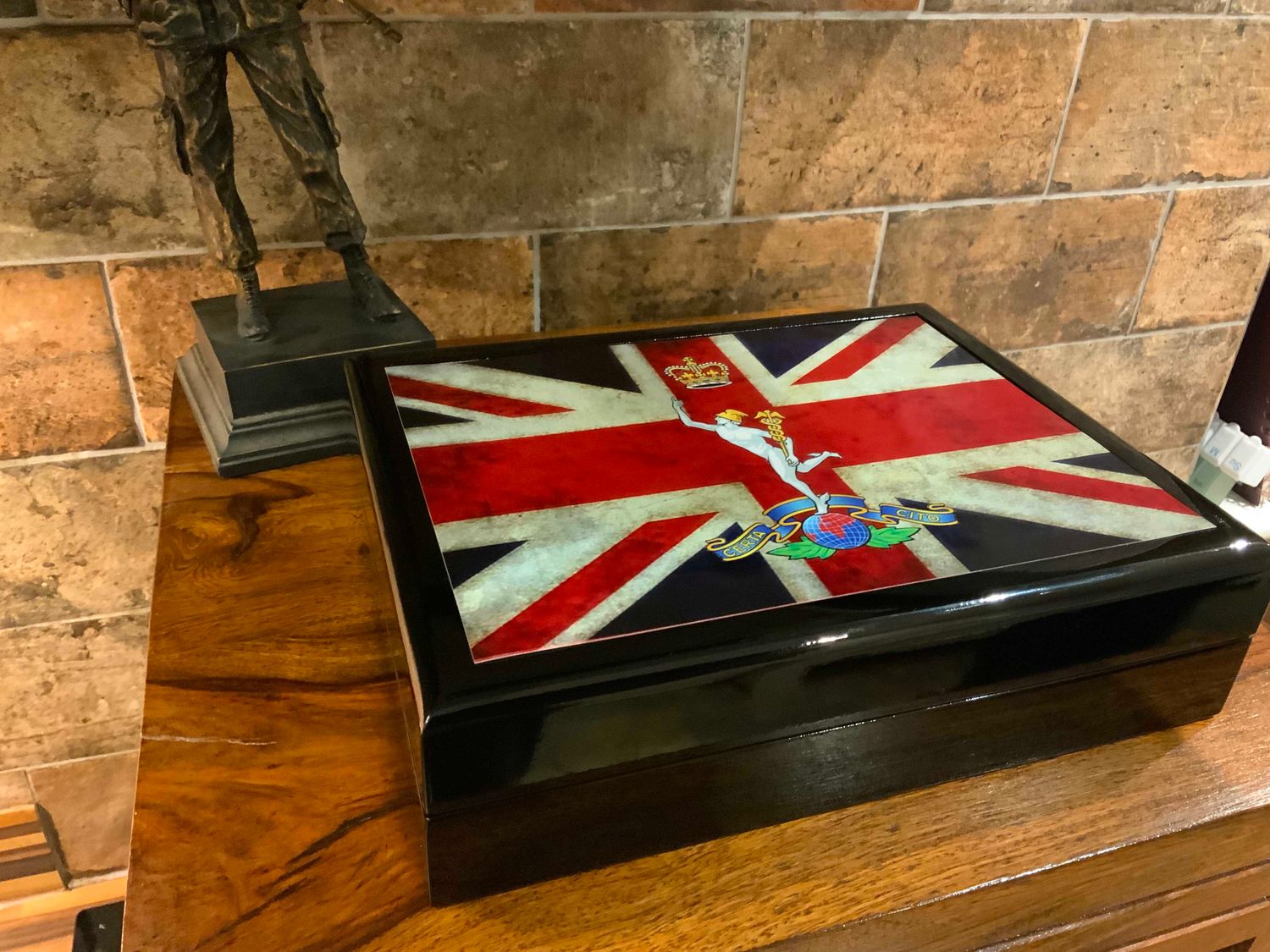 Royal Signals Premium Medals Box, Makes the prefect Gift