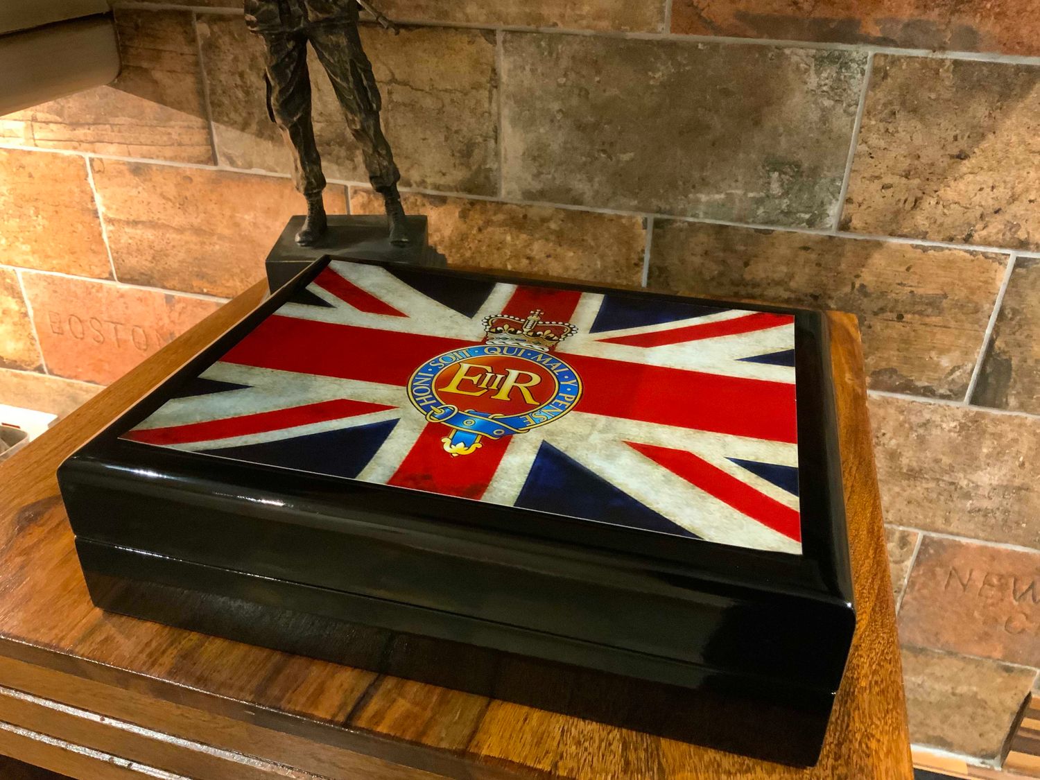 Royal Horse Artillery Exclusive and Stunning Medals Box.