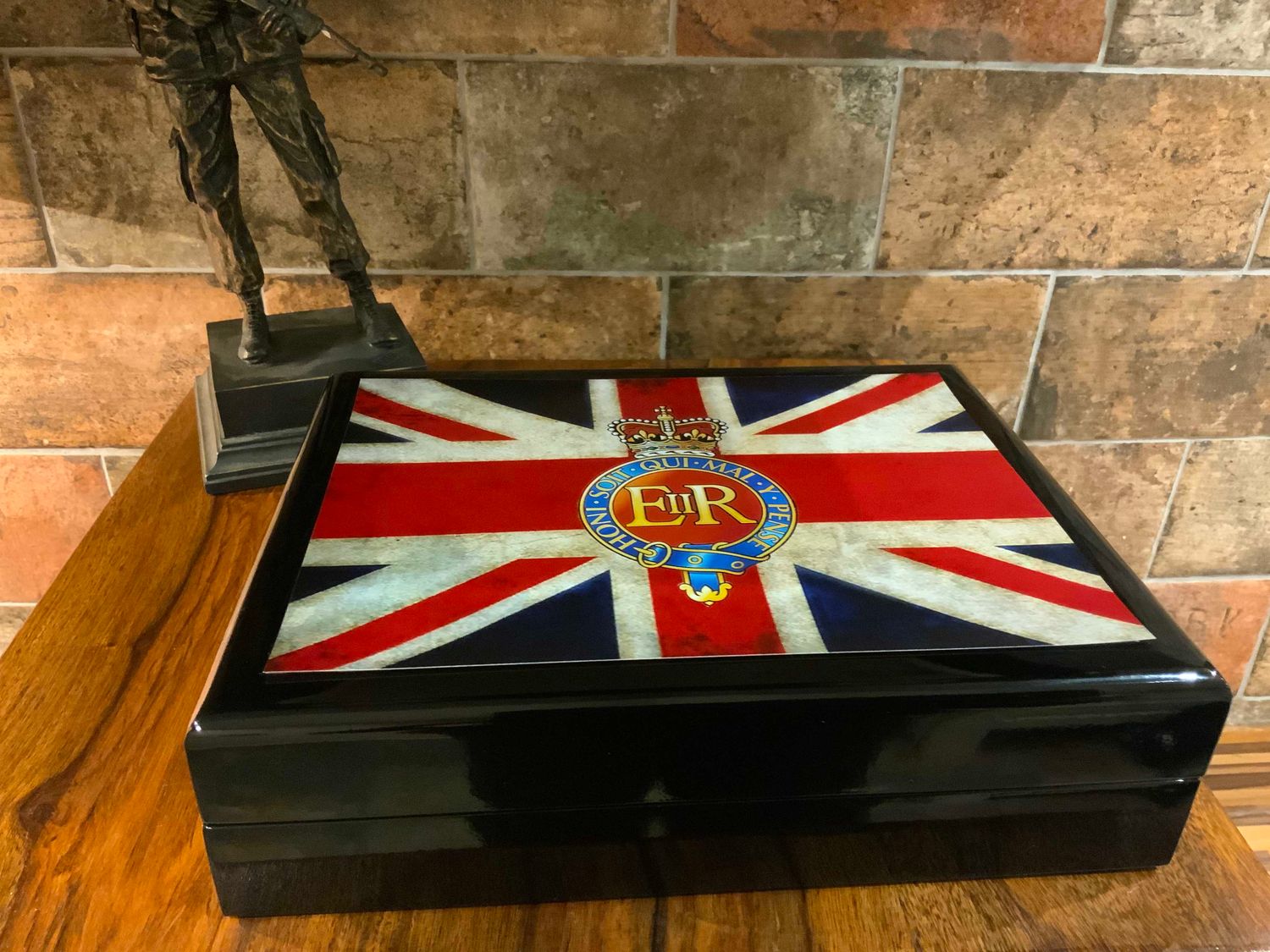 Royal Horse Artillery Exclusive and Stunning Medals Box.