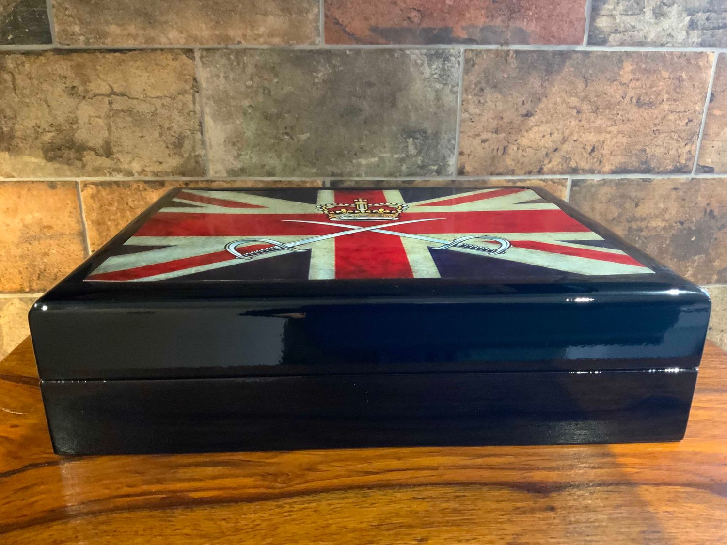 Royal Army Physical Training Corps Exclusive and Stunning Medals Box.