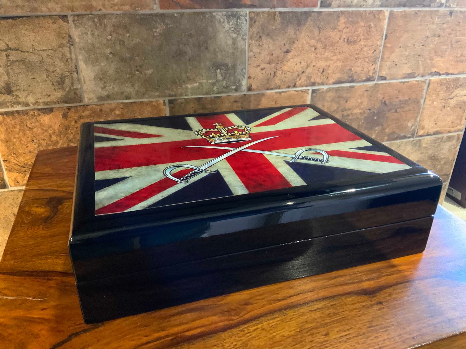 Royal Army Physical Training Corps Exclusive and Stunning Medals Box.