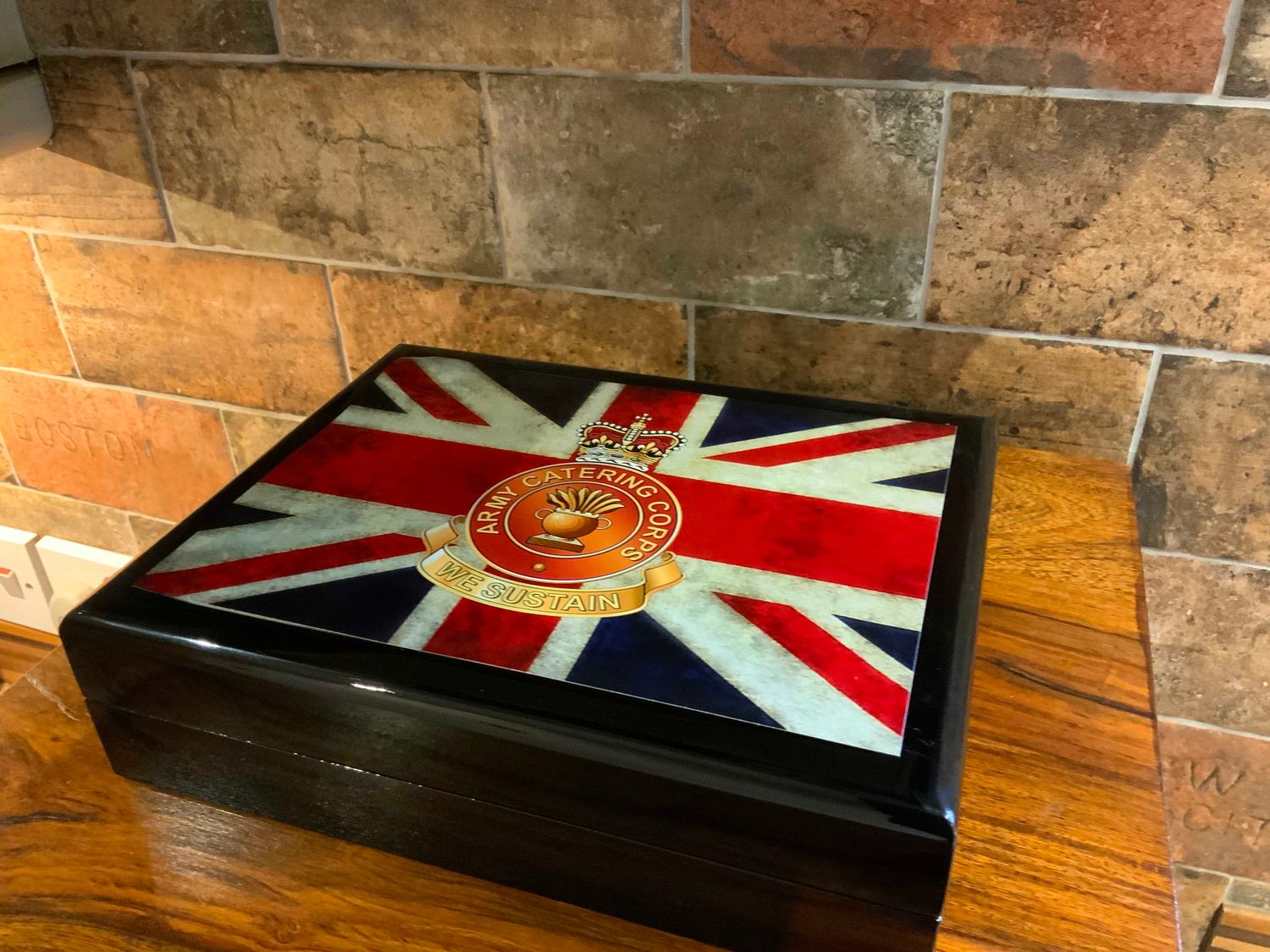 Army Catering Corps Exclusive and Stunning Medals Box.
