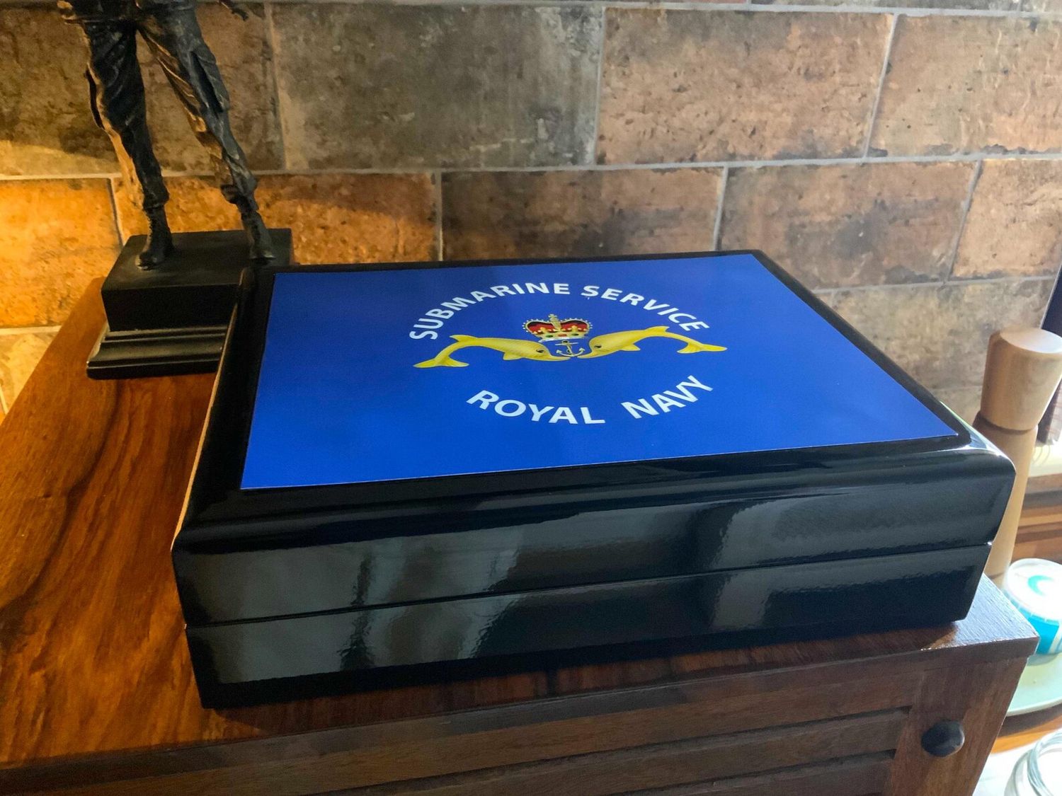 Royal Navy Submarine Service Exclusive and Stunning Medals Box
