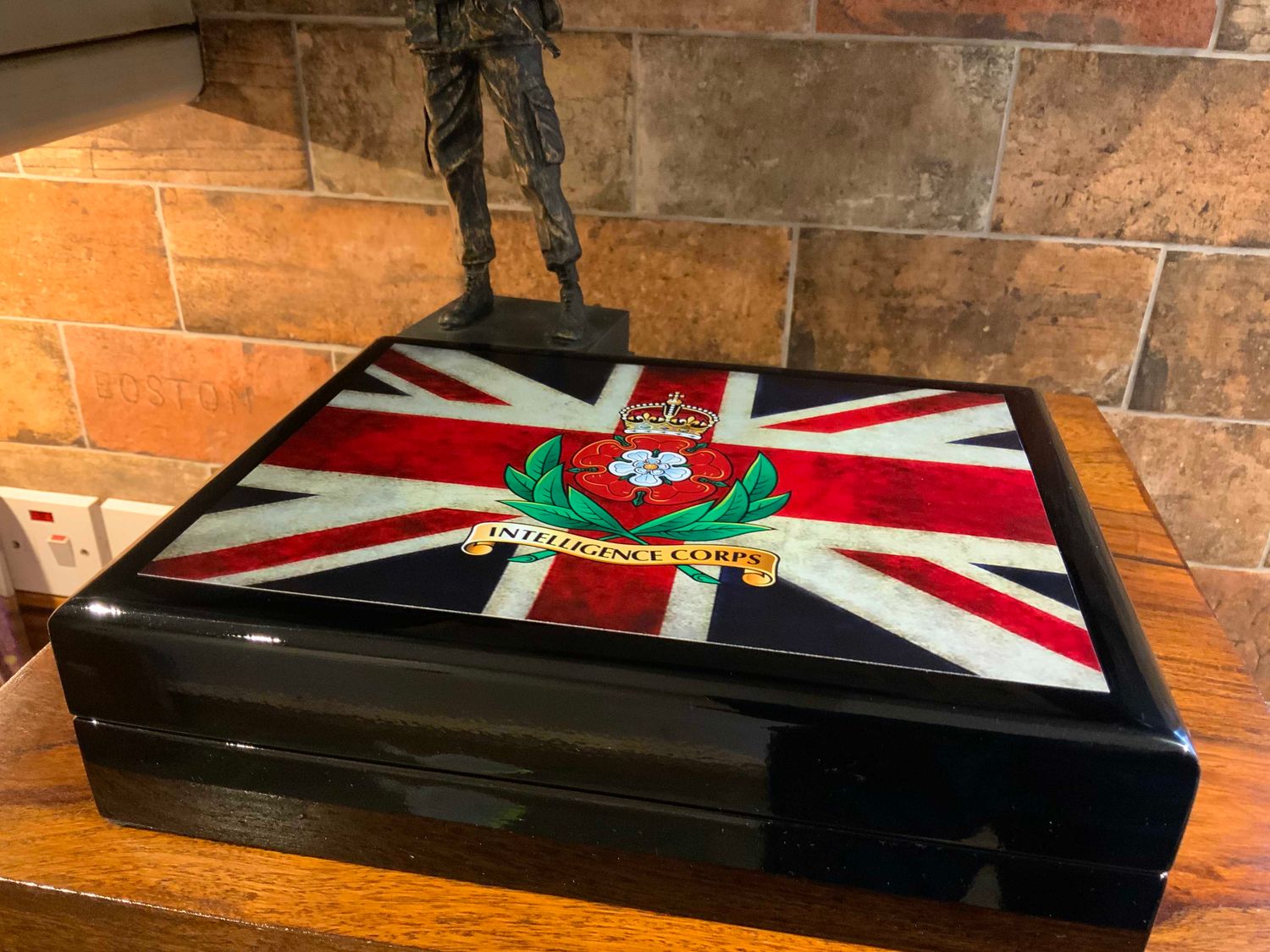 Intelligence Corps Premium Military Medals Box, Beautiful wood and Ceramic box, Great Gift box.