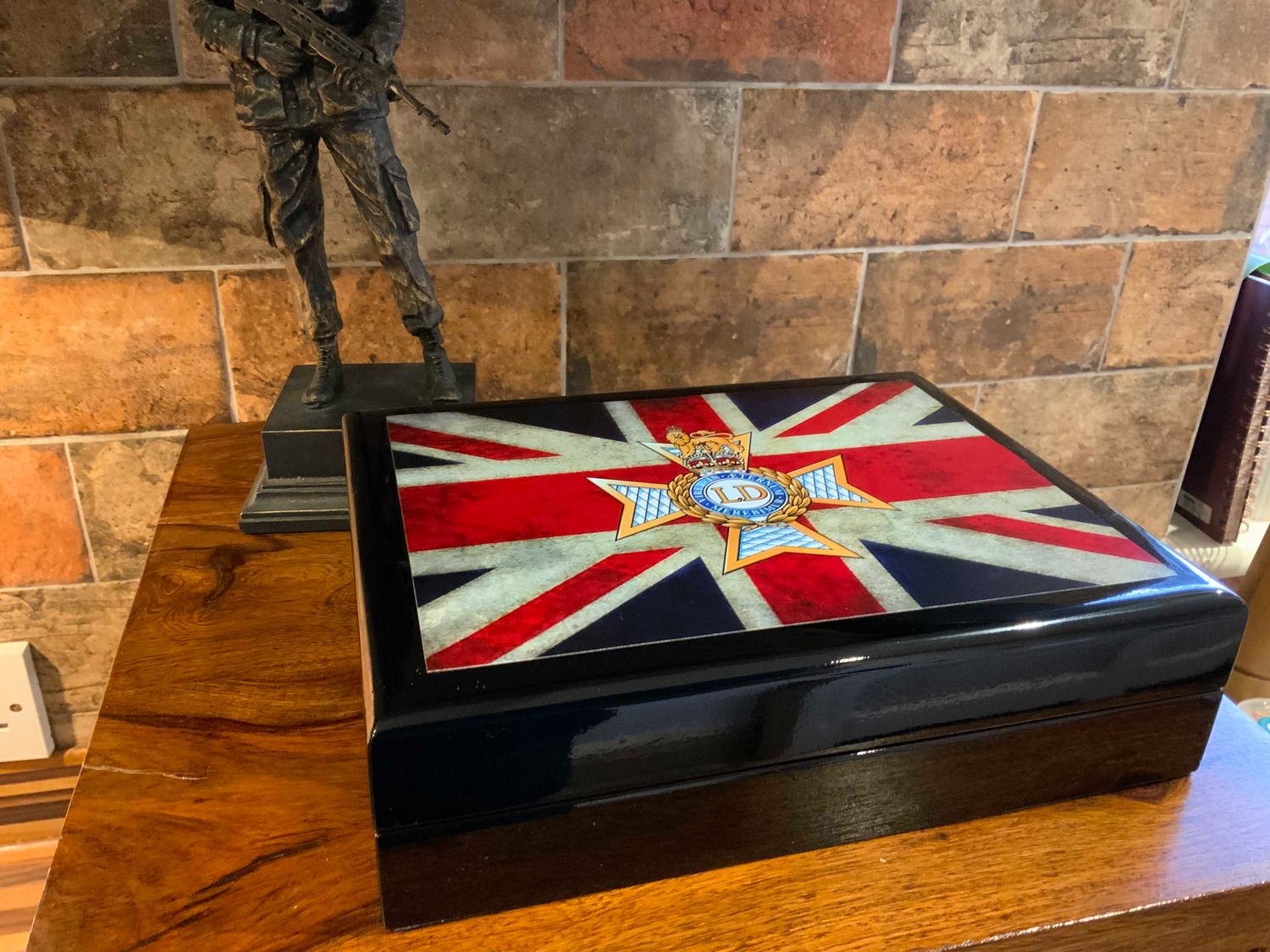 Light Dragoons Exclusive and Stunning Medals Box.