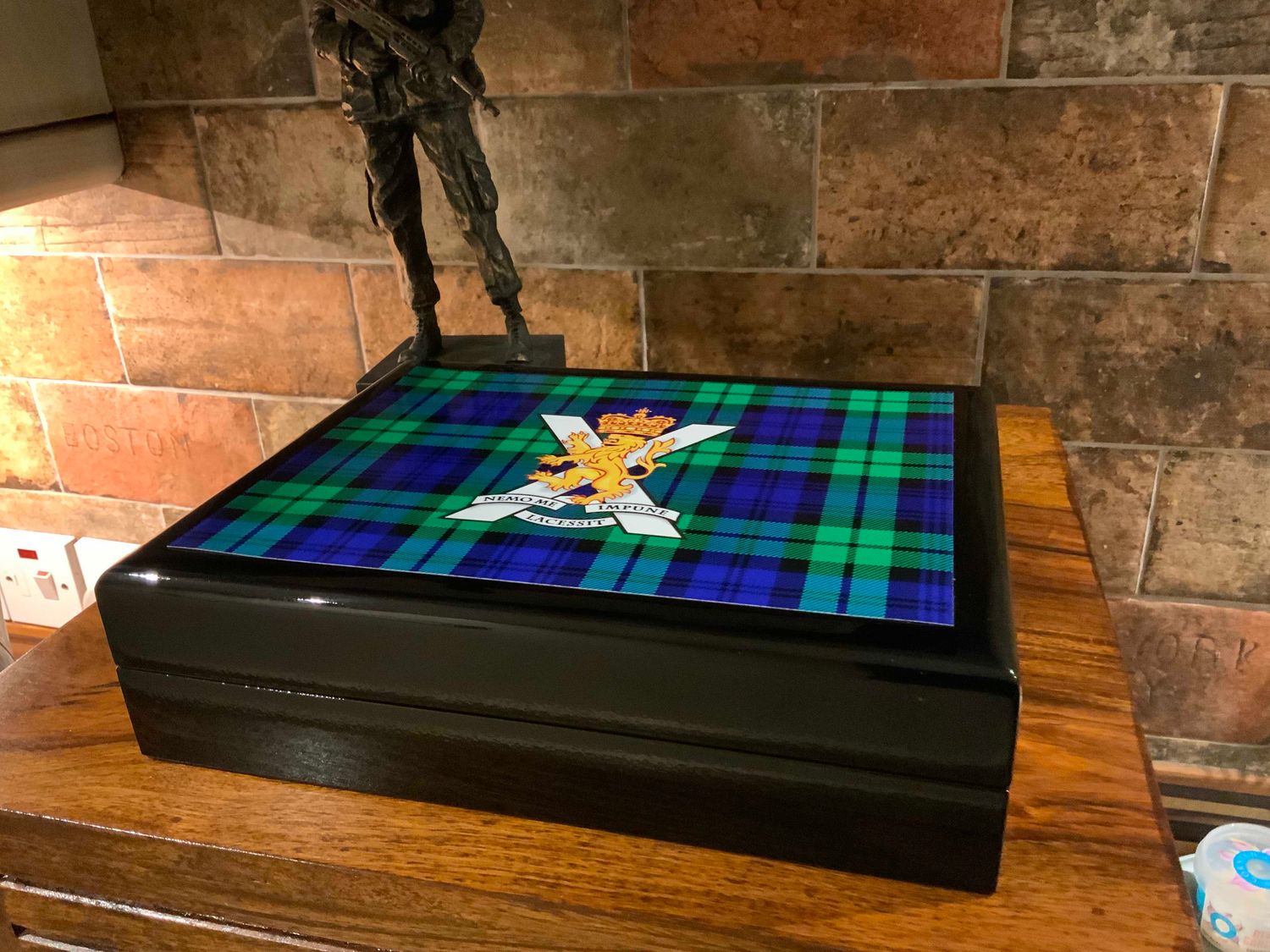 Royal Regiment of Scotland Premium Medals Box.  Makes the perfect Gift!