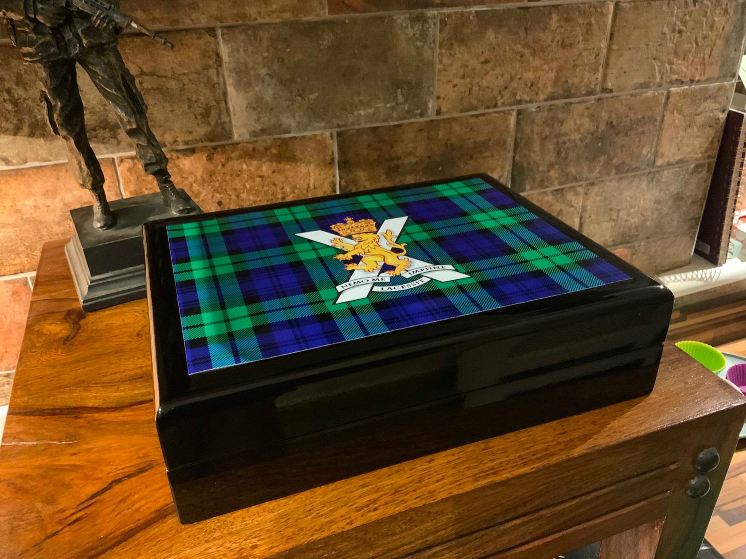 Royal Regiment of Scotland Premium Medals Box.  Makes the perfect Gift!