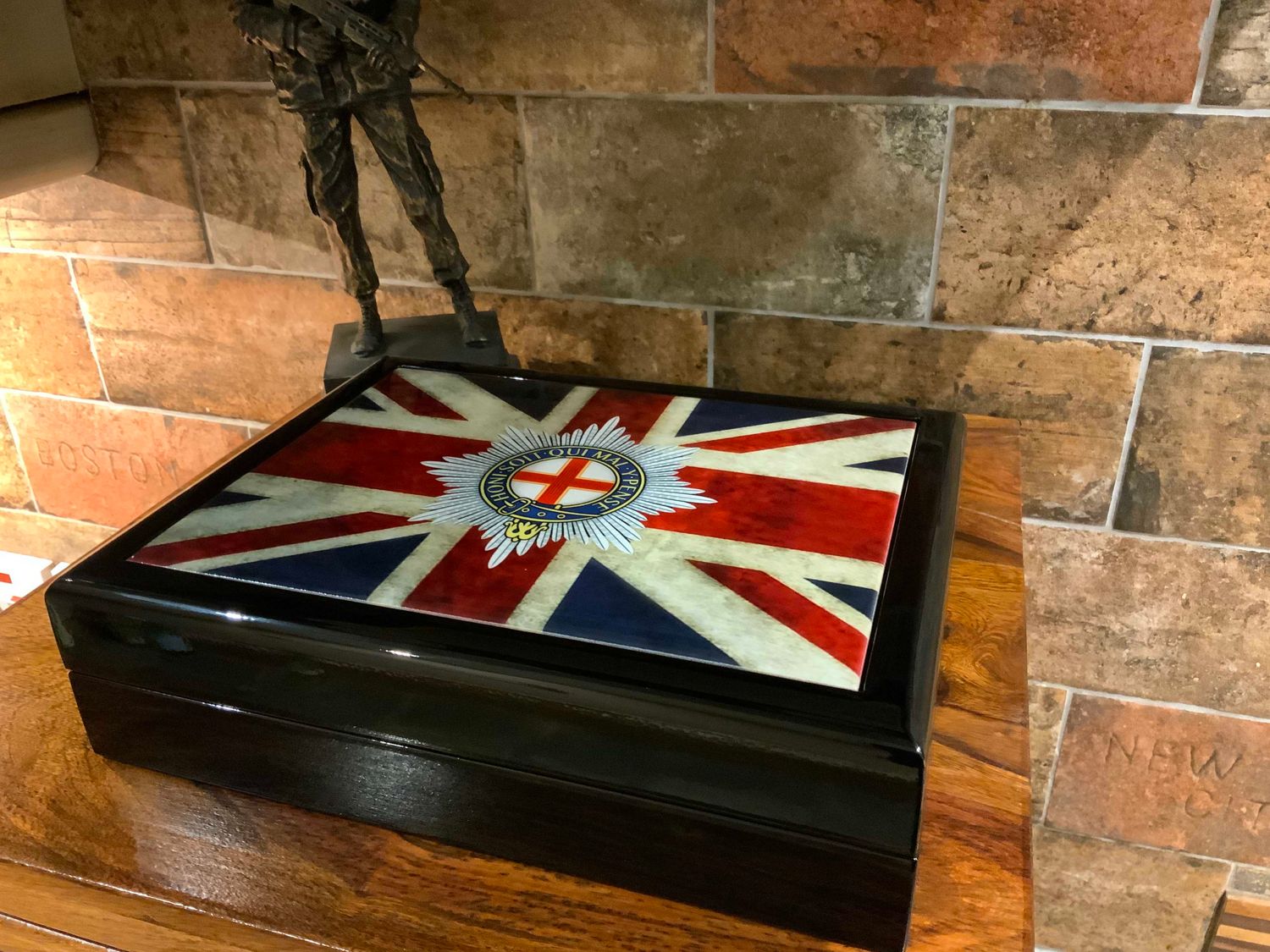 Coldstream Guards Exclusive and Stunning Medals Box.