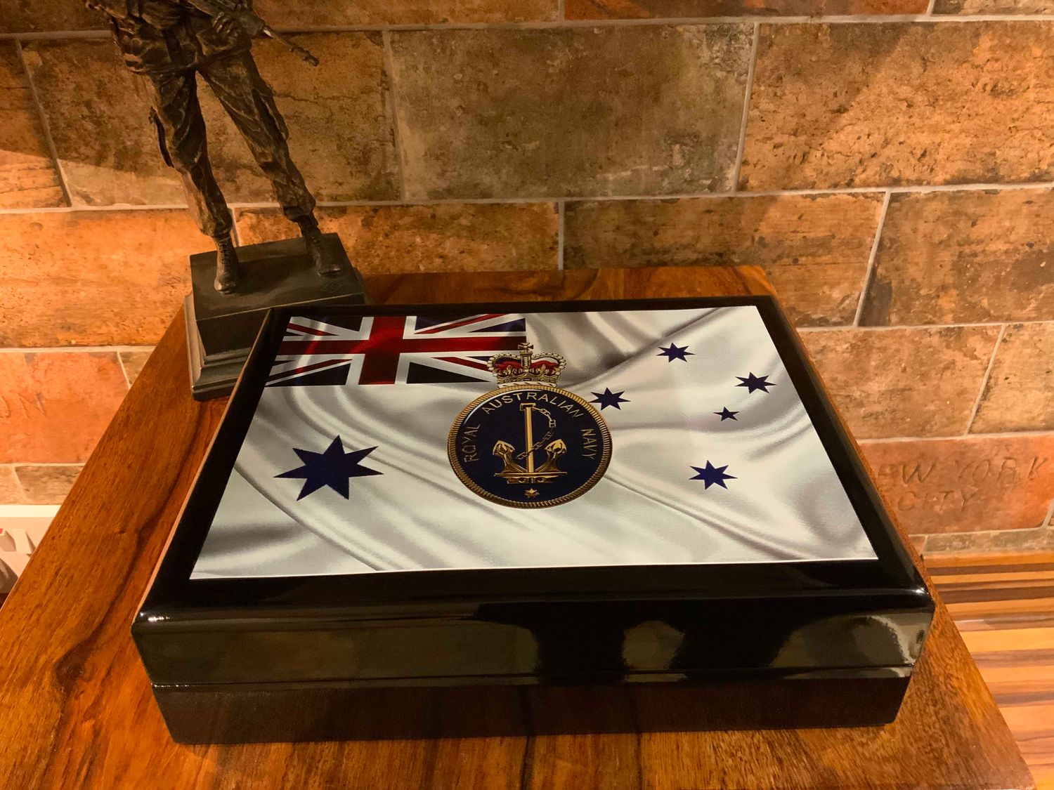 Royal Australian Navy Exclusive and Stunning Medals Box.