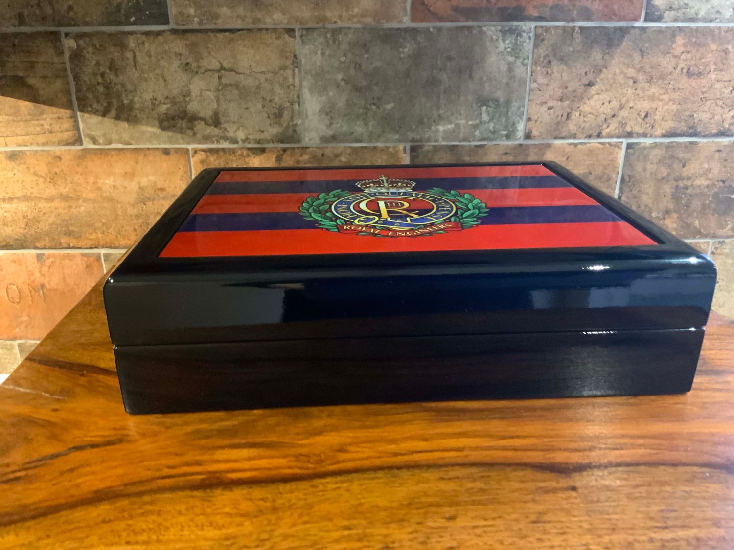 Royal Engineers Premium Medals Box. Makes the perfect Gift!