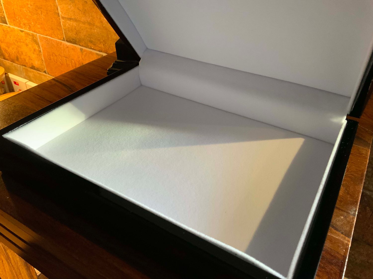 Mercian Regiment Exclusive and Stunning Medals Box.