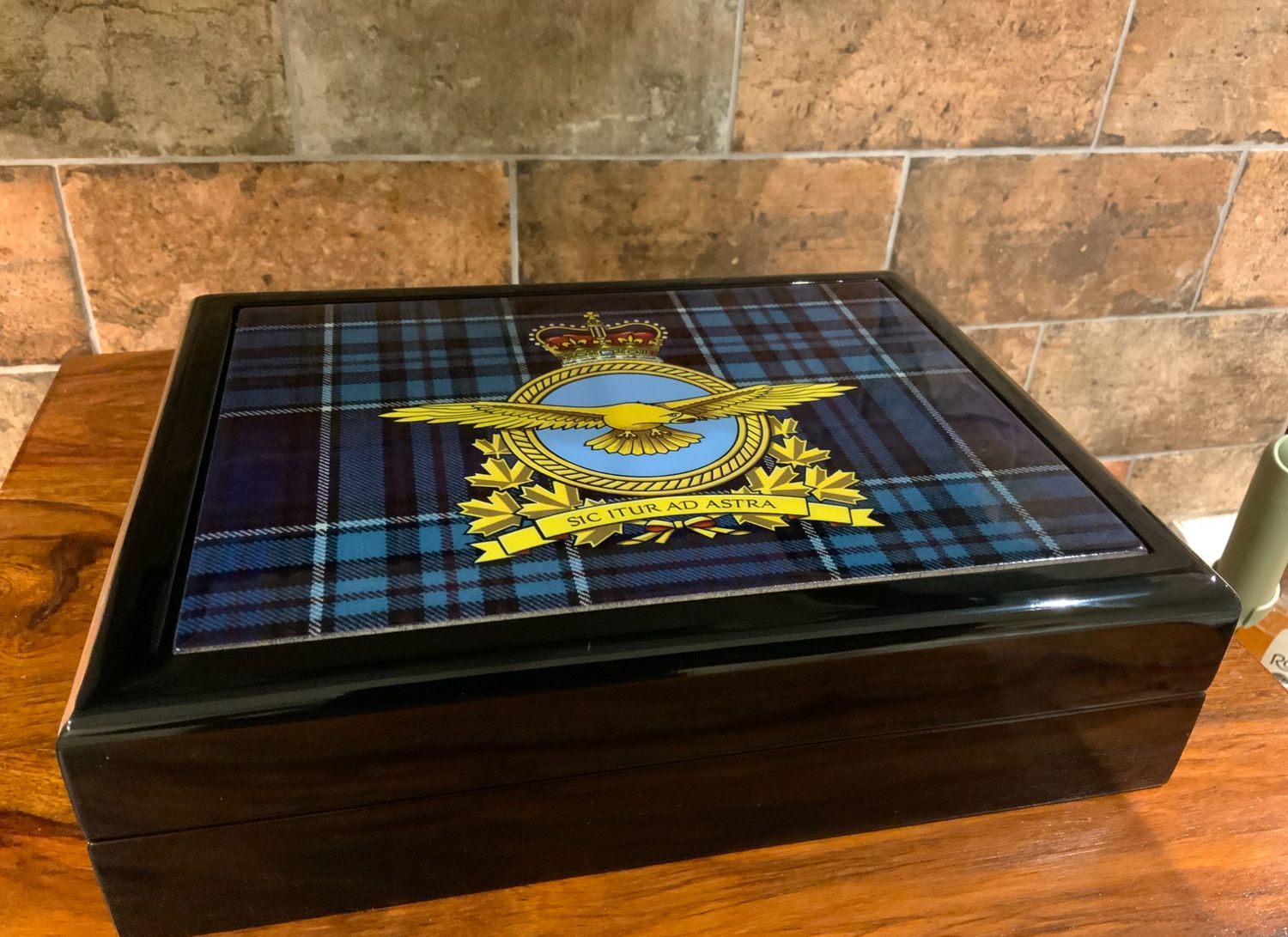 Royal Canadian Air Force Exclusive and Stunning Medals Box.