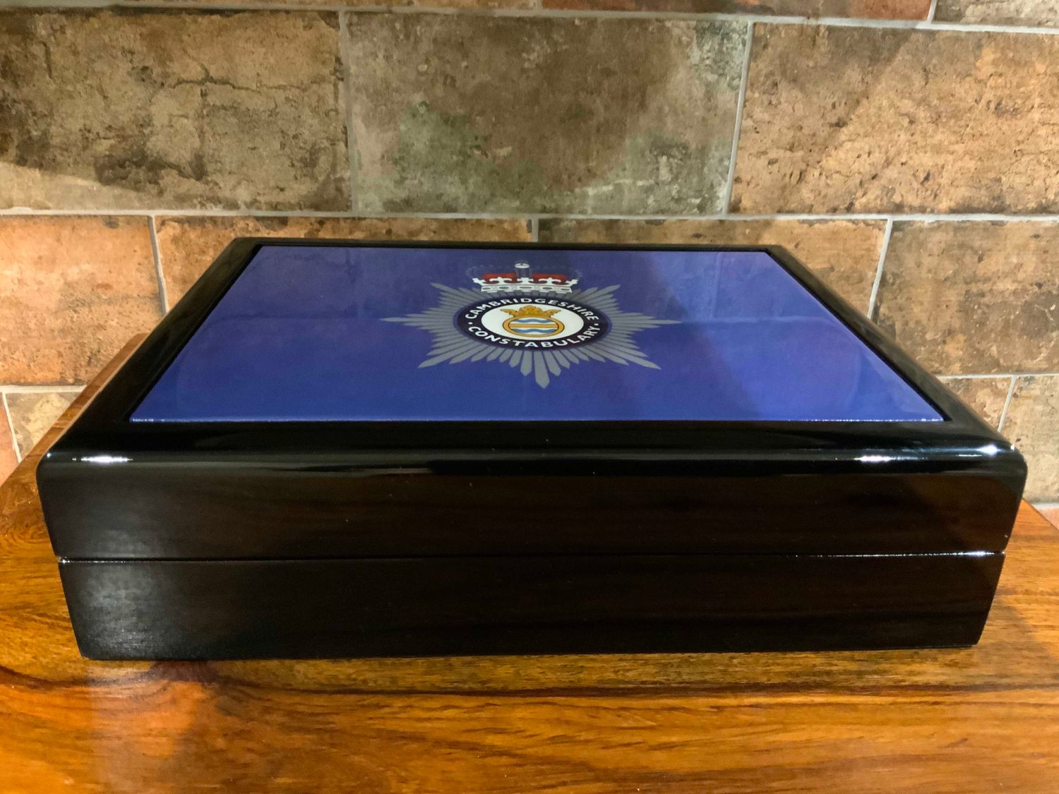 Cambridgeshire Police Service Exclusive and Stunning Medals Box.