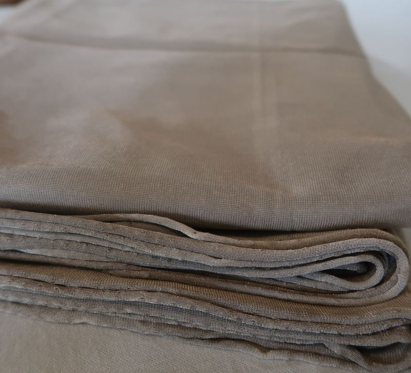 MVU® ARGENT INTEGRAL™ -54 dB tissu anti-ondes 150 cm 80% Nylon 20% Argent Réf 315