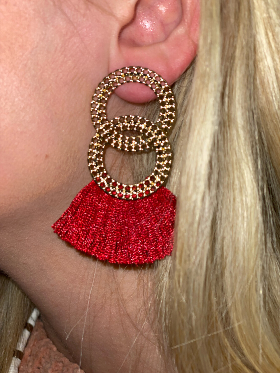 Gold Chain Circle With Maroon Fringe Earrings
