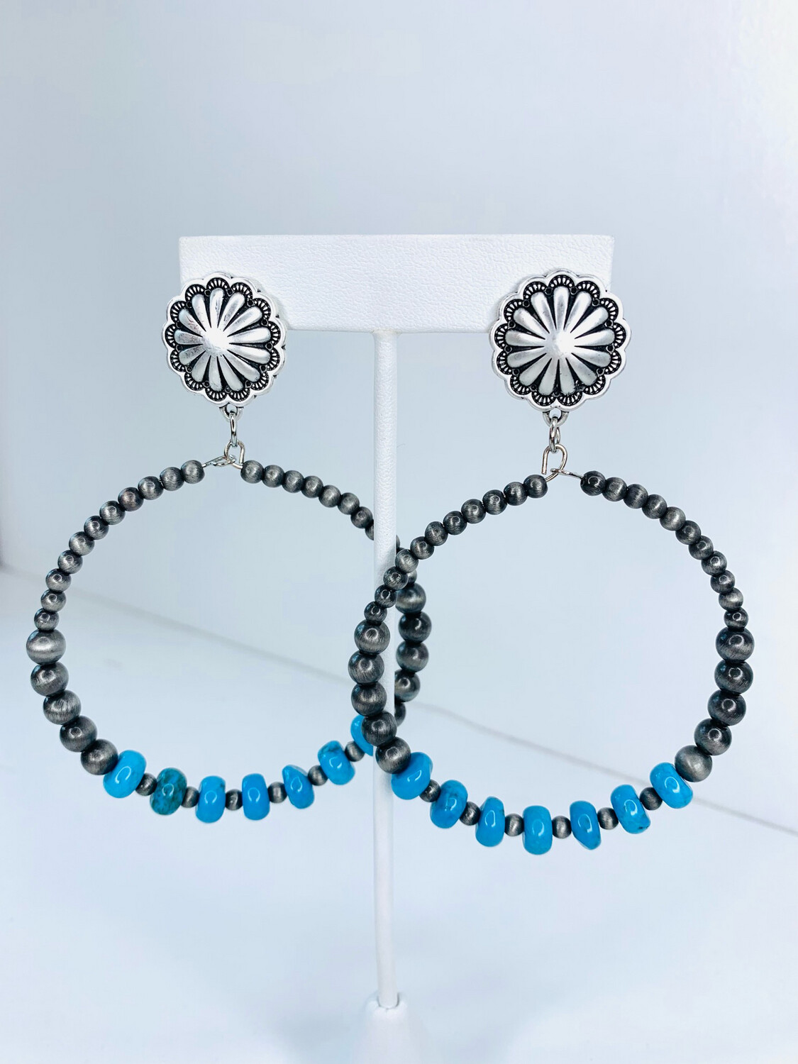DB! Blue & Navajo Pearl Beaded Earrings