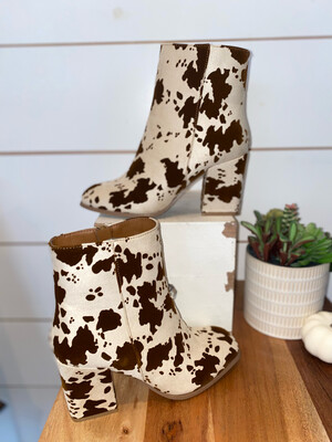 Brown Cow Calma Heel Booties