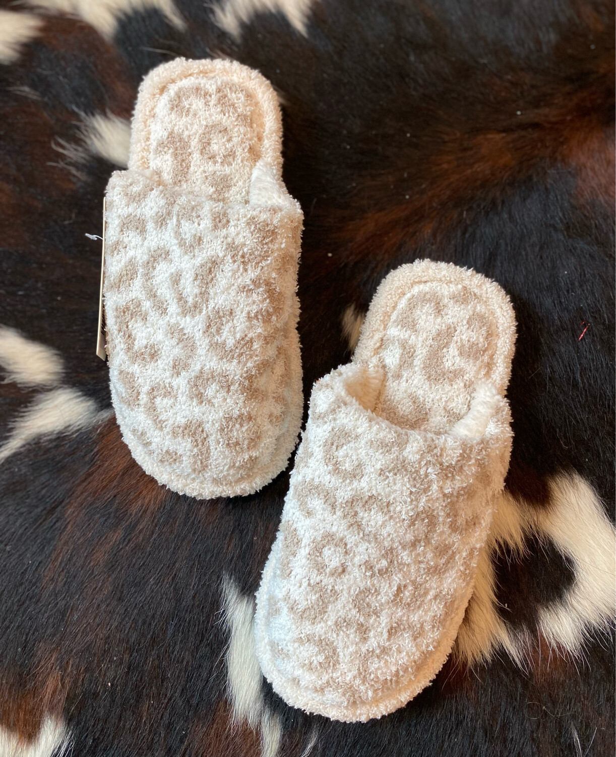 Tan Fuzzy Leopard Slippers