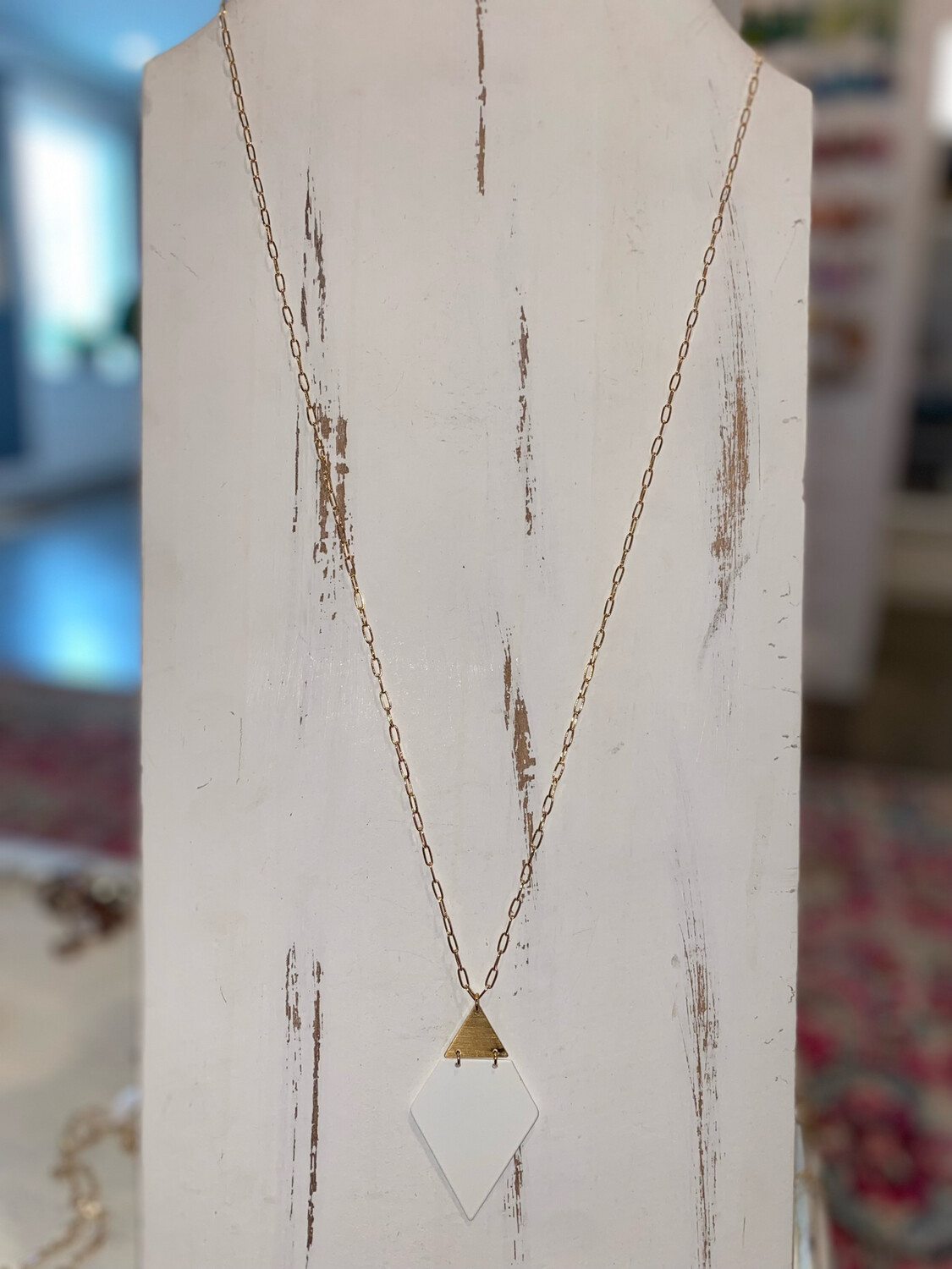 White & Gold Long Pendant Necklace