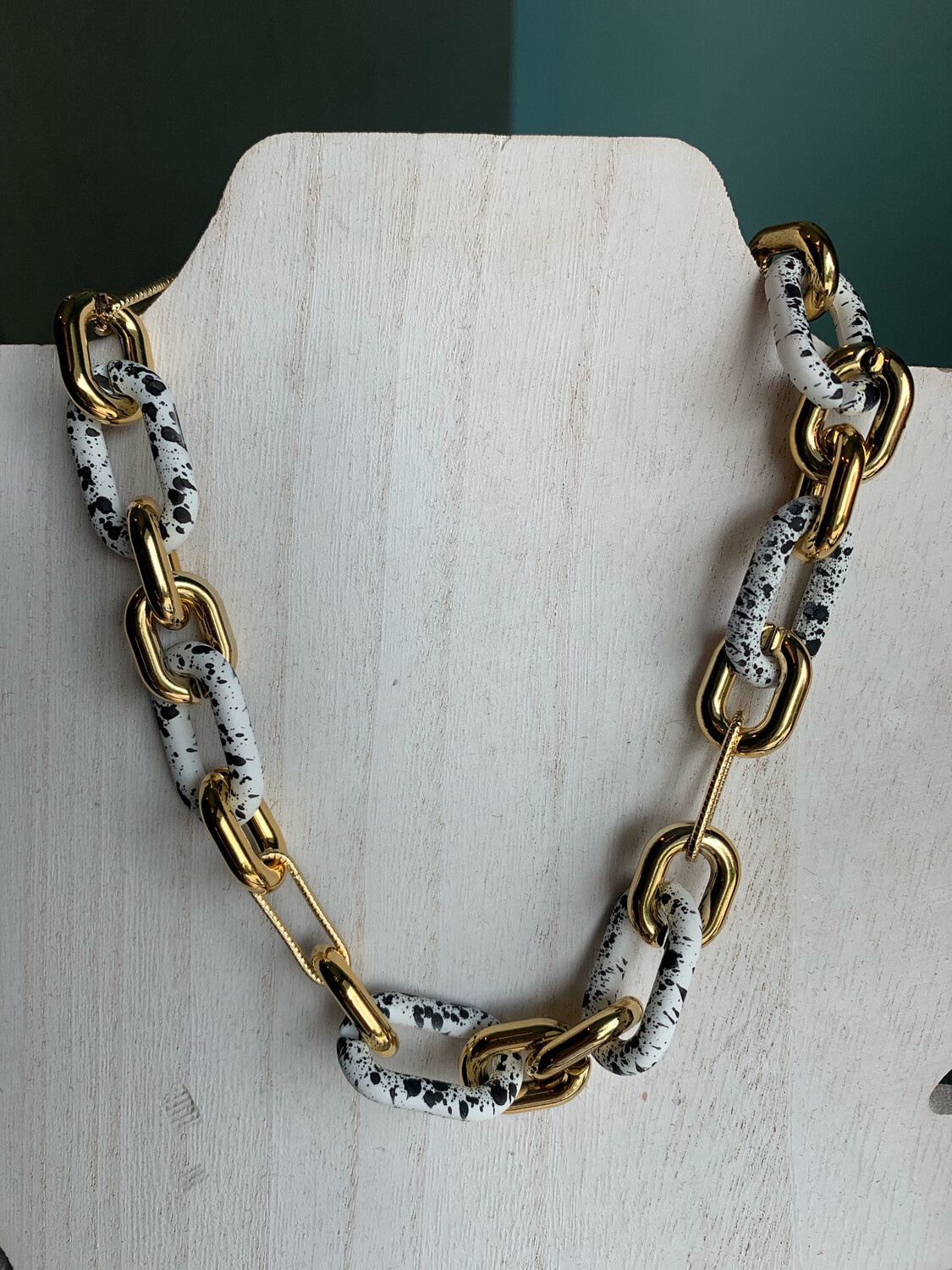 Black & White Splatter Chain Link Necklace 