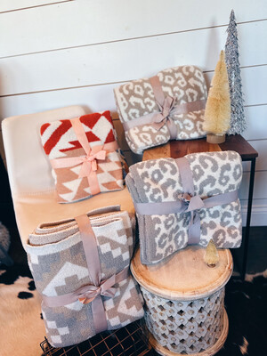 50x60 ComfyLuxe Blankets