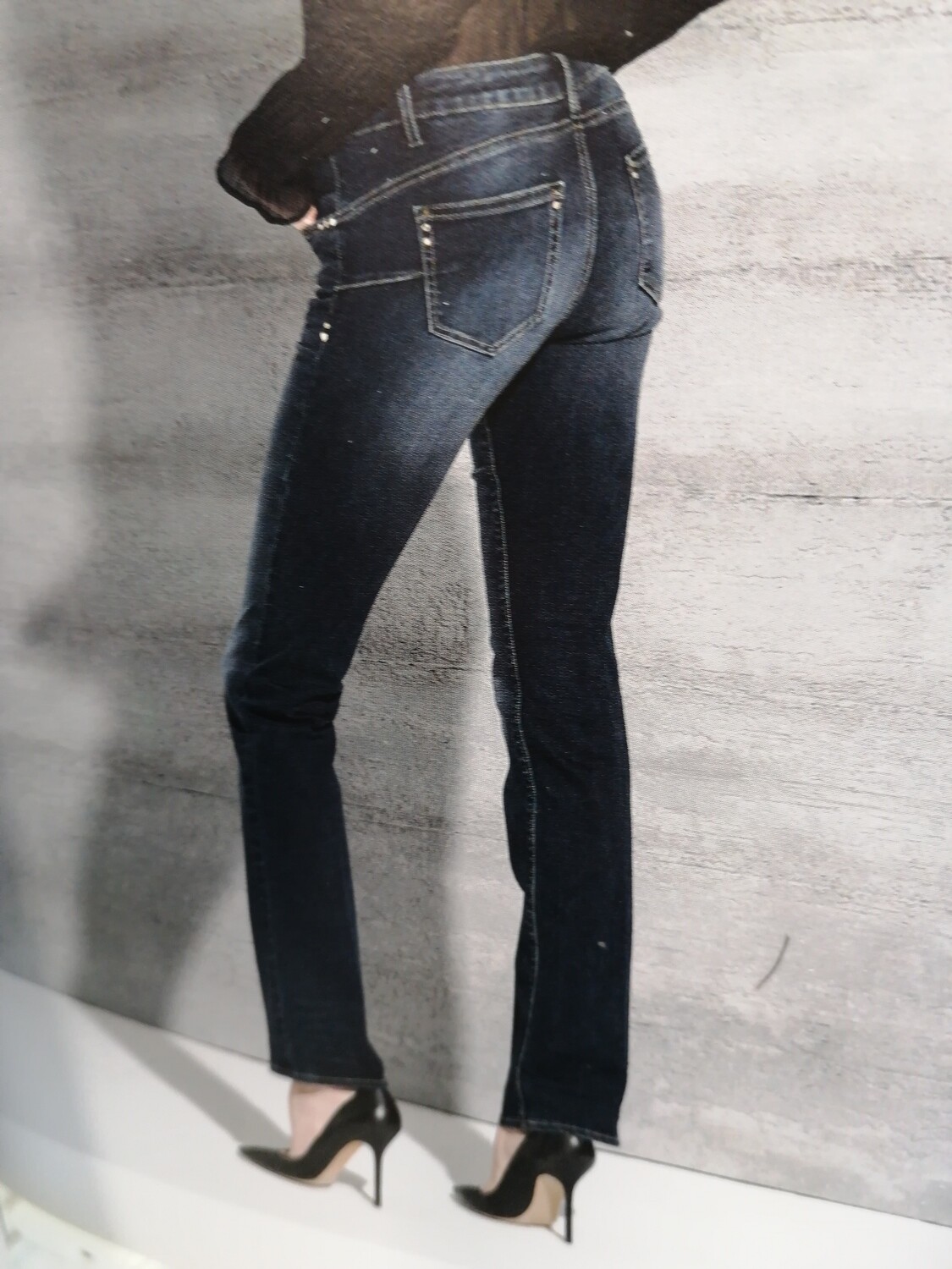 الممتازة بريق صفقة fracomina jeans outlet - schoolbussafetynagpurcity.org
