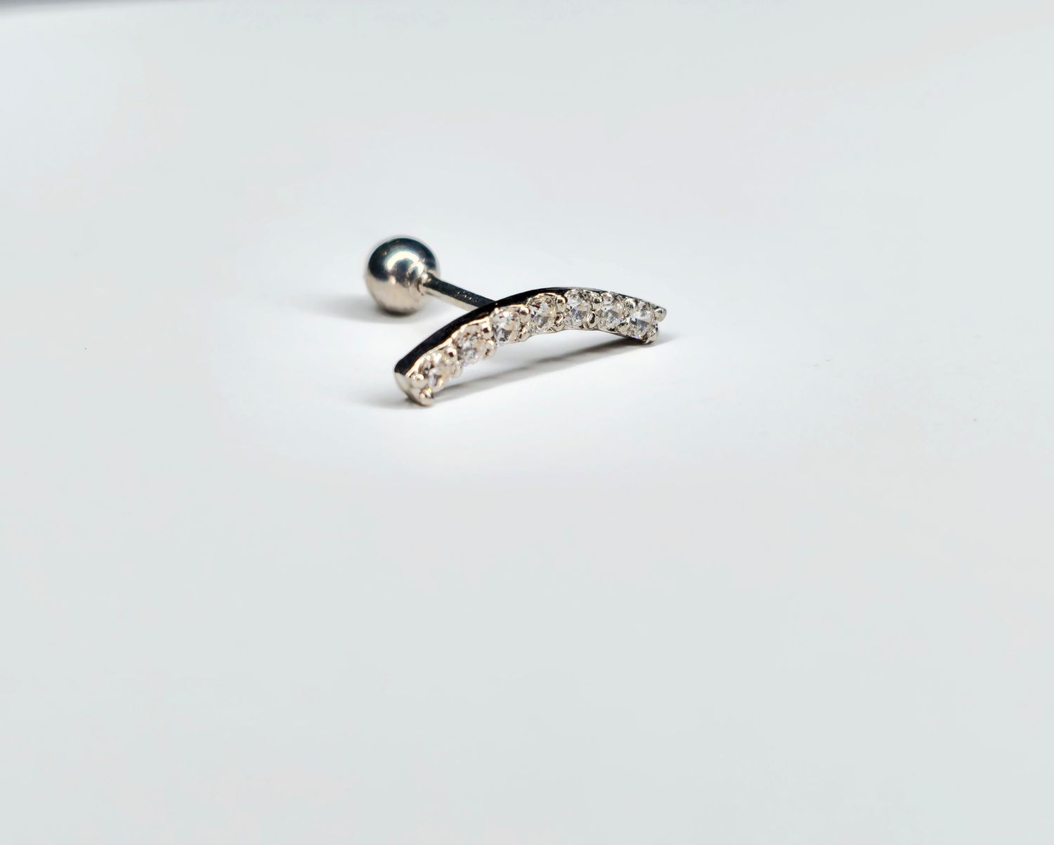 Curved Crystal Cluster (white gold)