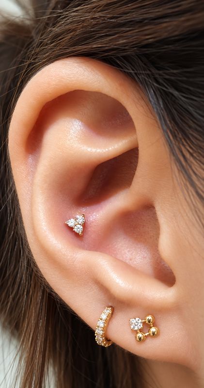 Trinity Diamonds Flatback White Gold