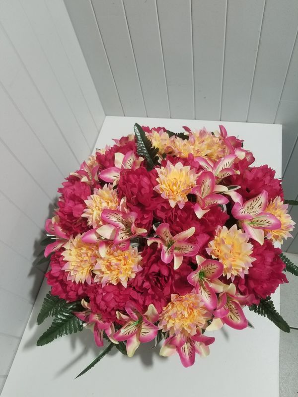 Fleurs artificielles- gerbes et composition #711